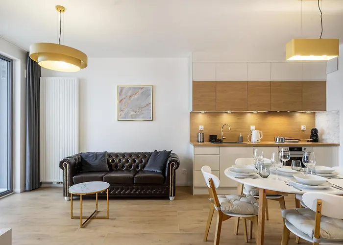 110 Plac Unii - Dla 4 Os Z Miejscem W Hali Garazowej アパート グディニャ